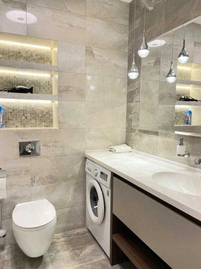 1 Room 60M2 Center Of Obolon Near River Side. 11 Floor Kiev Extérieur photo